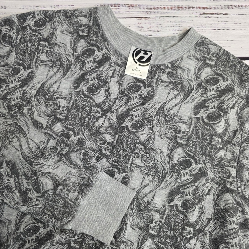 Hybrid Men's‎ Medium Graphic Skull Sweatshirt Gray All Over Print Crewneck